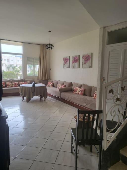 Stylish Duplex - Ocean View - Airport - Wifi - Renovated 2025 Apartment Jbila Exterior photo